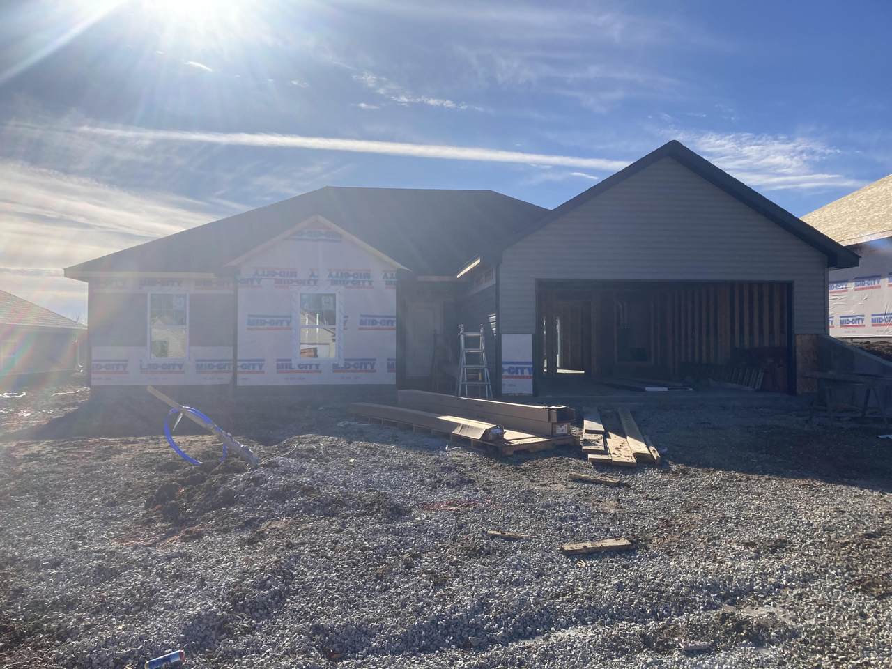 5506 Geyser Blvd - Photo 1