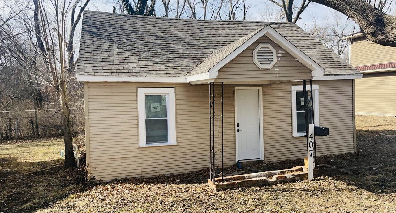 407 Auburn Ln - Photo 1