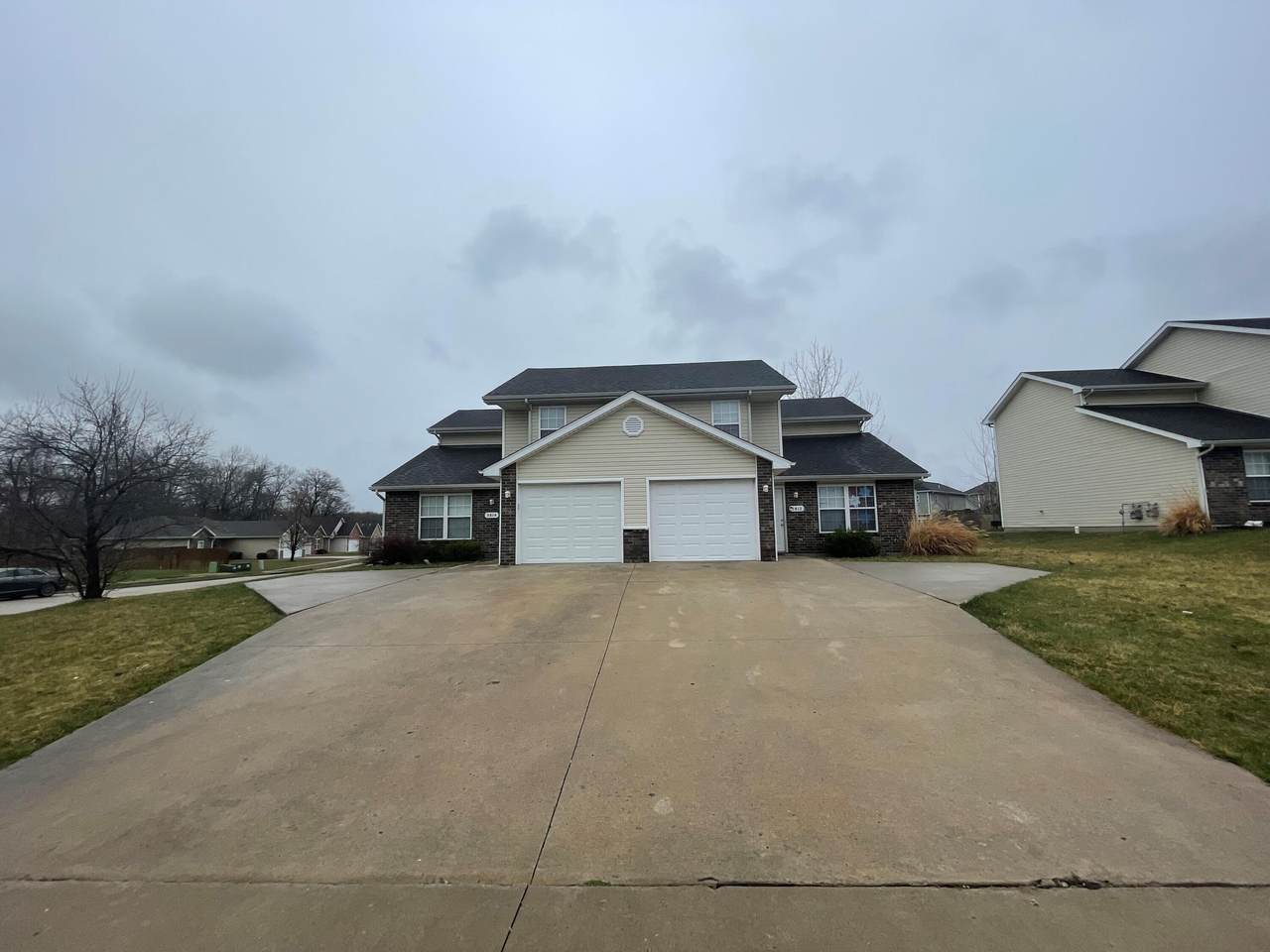 5812 Canaveral Dr - Photo 1
