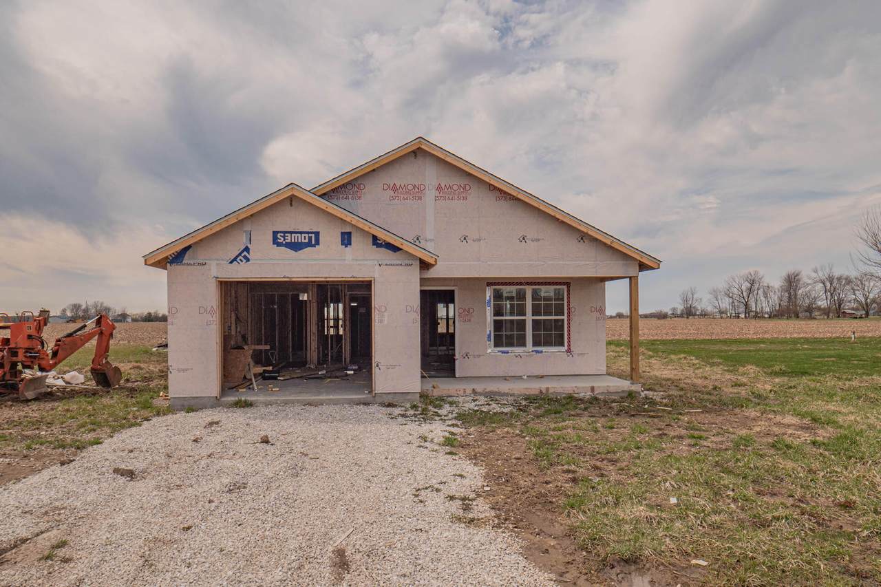 109 Prather Ave - Photo 1