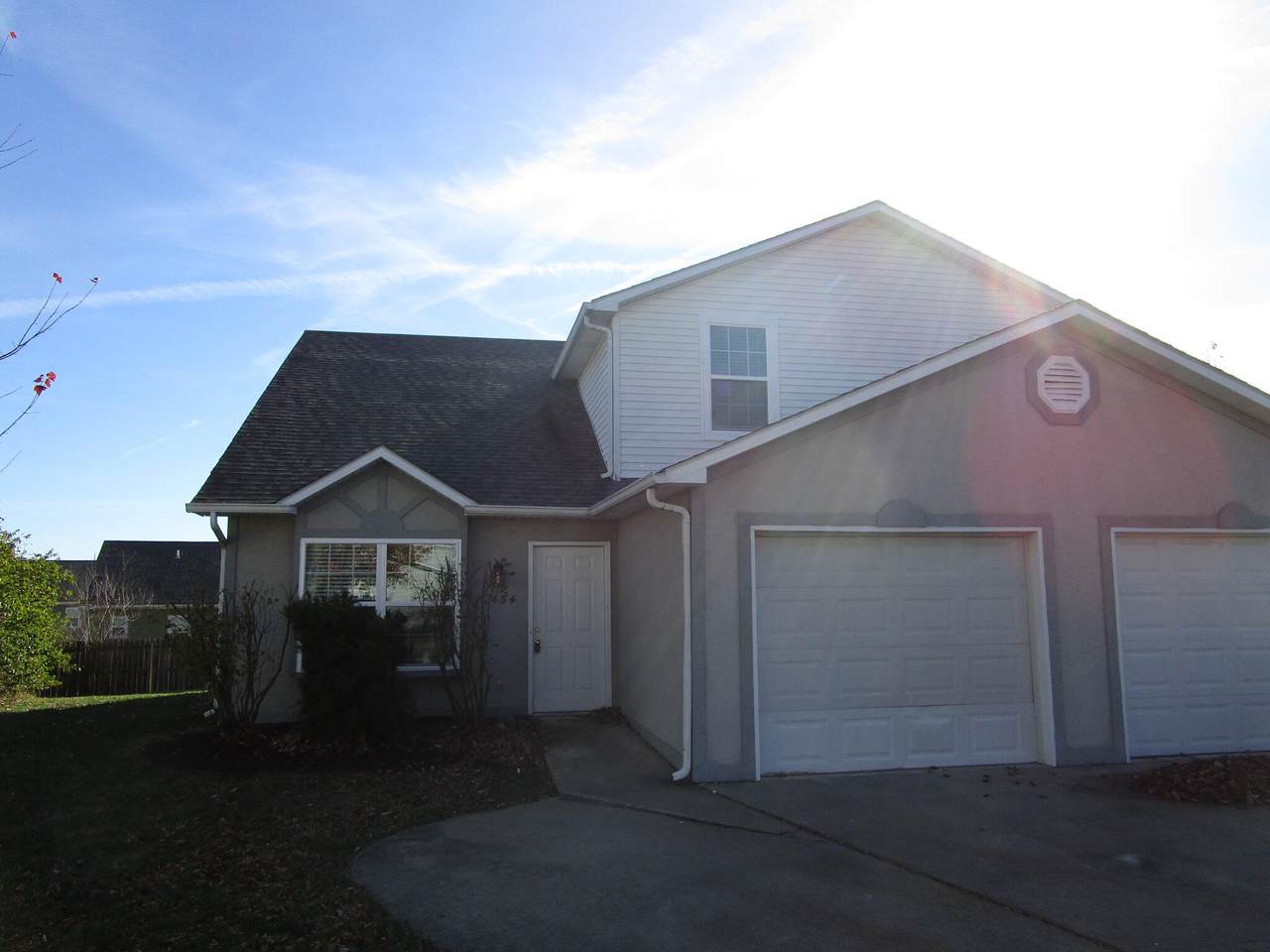 2434 Calder Ct - Photo 1