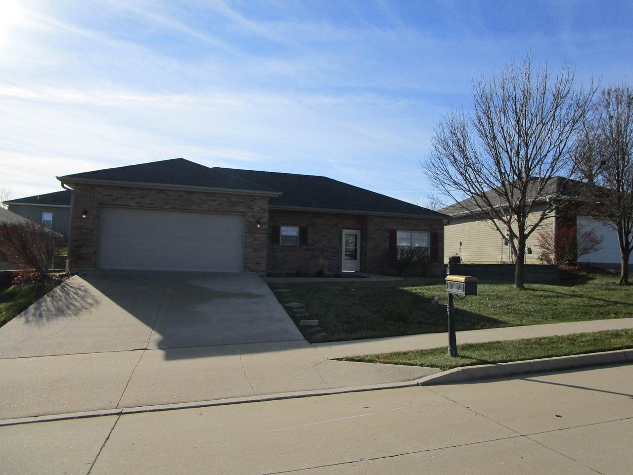 1806 Gypsy Moth Dr - Photo 1