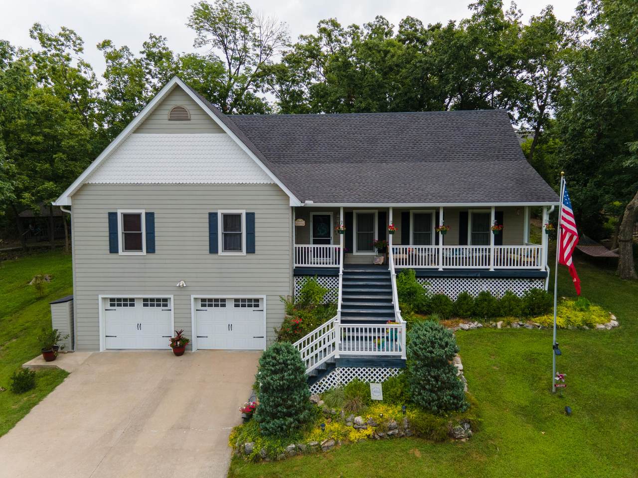 808 Randy Ln - Photo 1