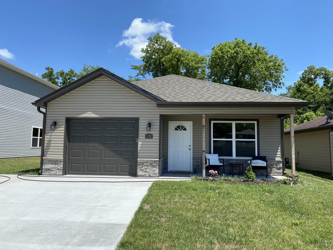 6190 Hummingbird Ln - Photo 1
