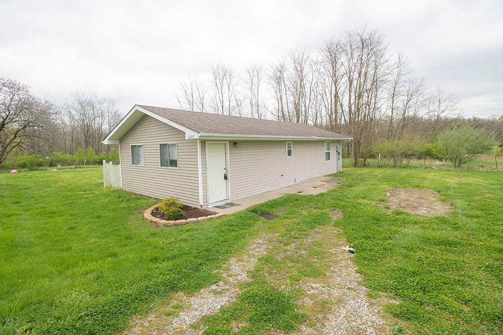 640 Country Squire Ct - Photo 1