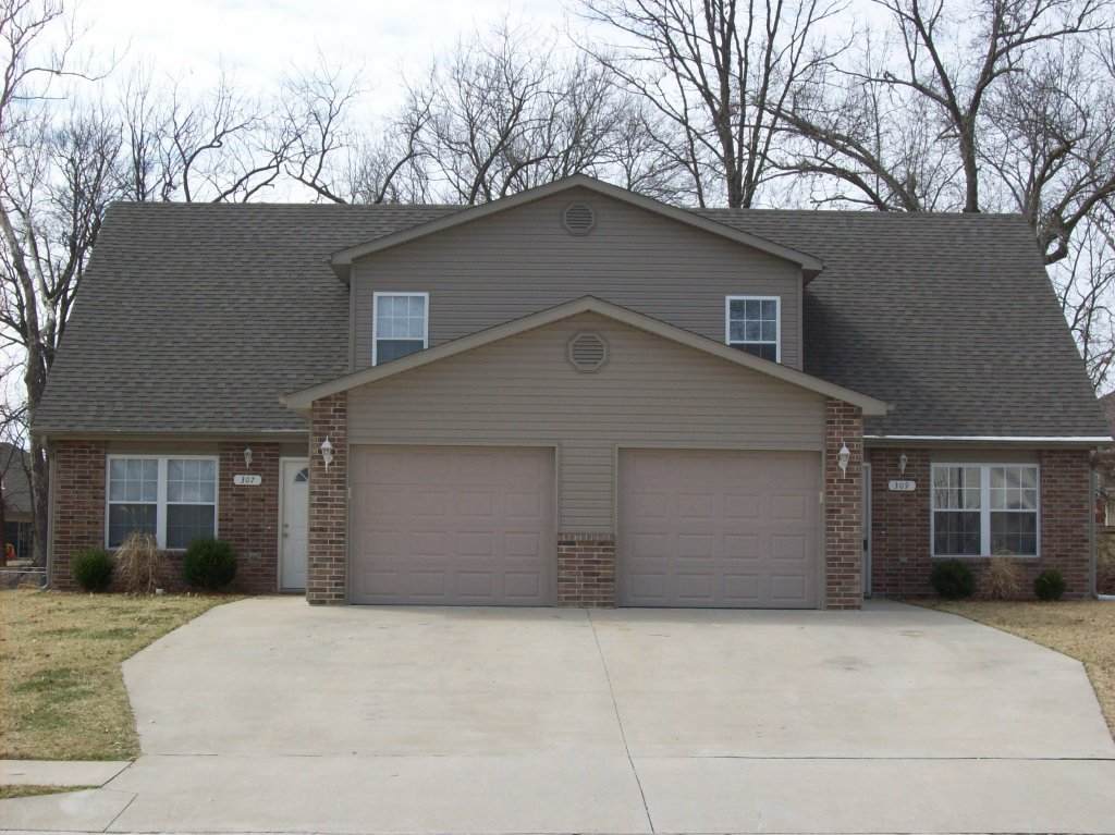 307 Burnside Dr - Photo 1