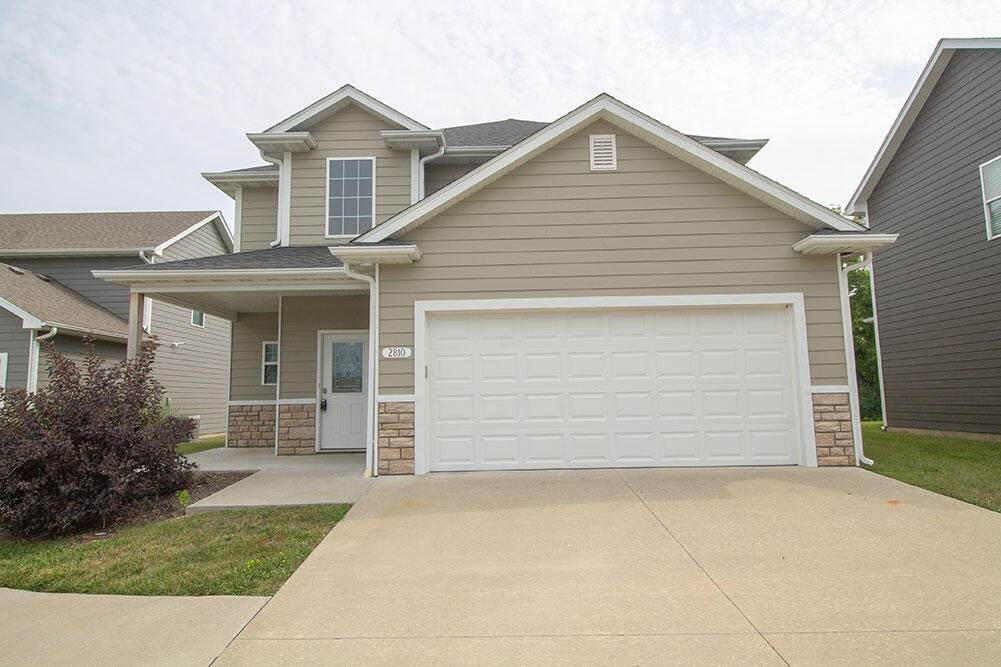 2810 Amberwood Ct - Photo 1