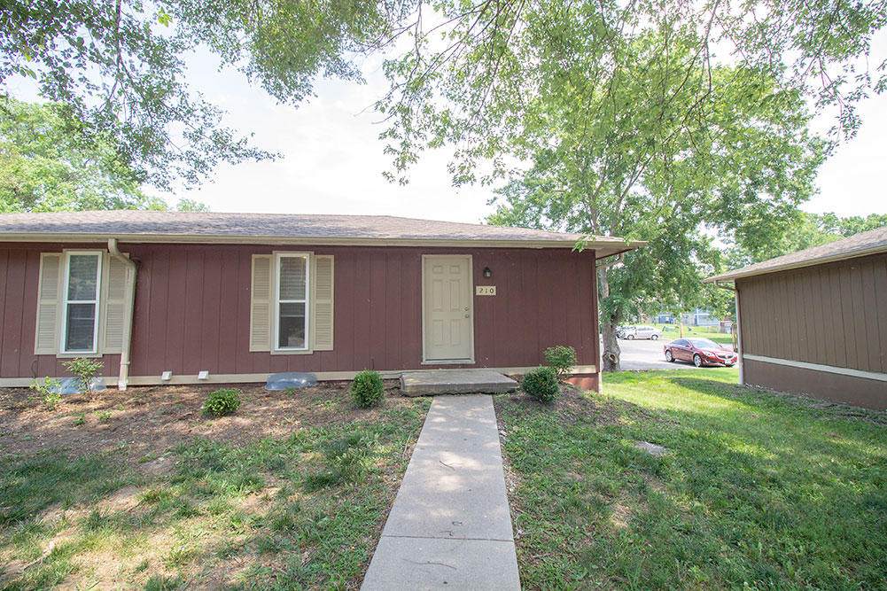 213 Wheaton Ct - Photo 1