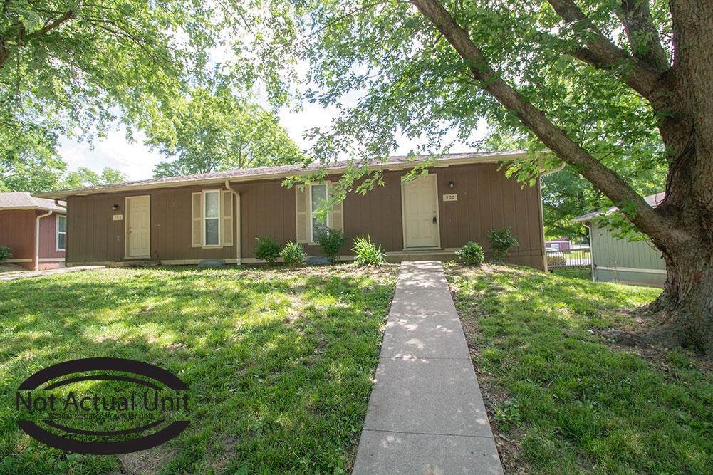 209 Wheaton Ct - Photo 1