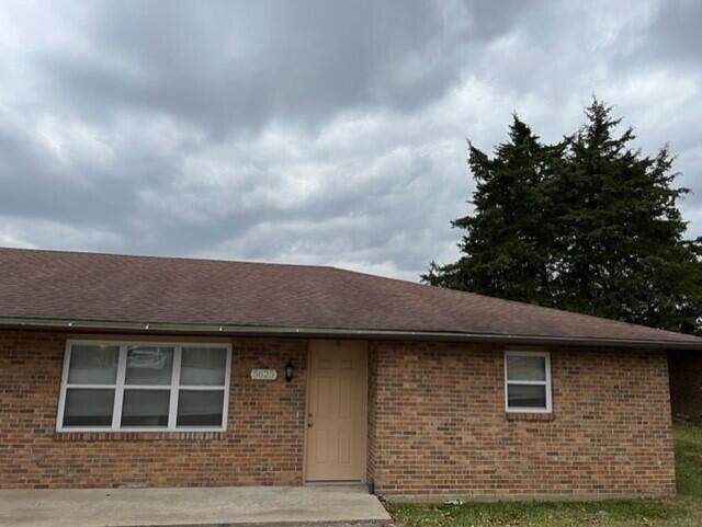 5625 Hilltop Dr - Photo 1