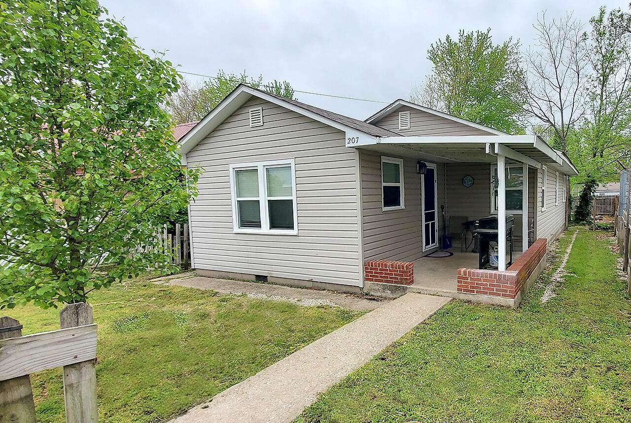 207 Wall St - Photo 1