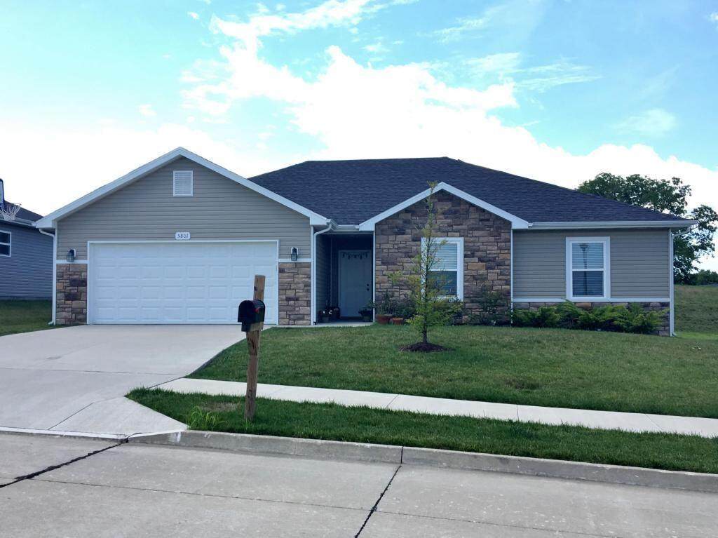 5801 Abercorn Dr - Photo 1