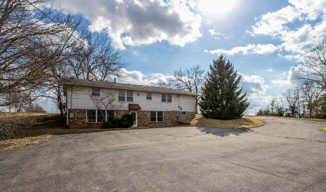 1407 Vandiver Dr - Photo 1