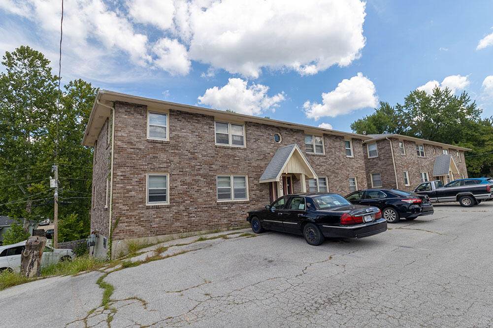 2925 Northland Dr - Photo 1