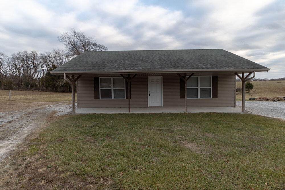 1546 Florence Dr - Photo 1