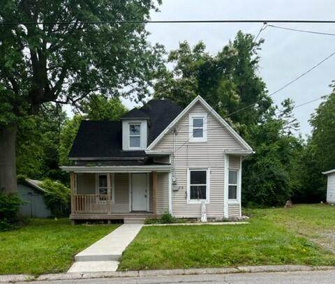 409 Sanford Ave - Photo 1