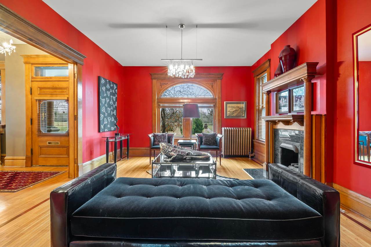 130 Buttles Avenue - Photo 1