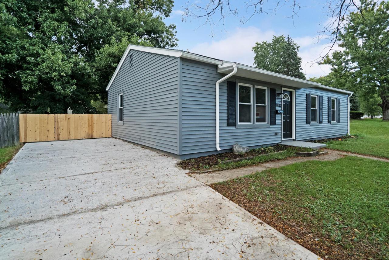 7442 Smithfield Avenue - Photo 1
