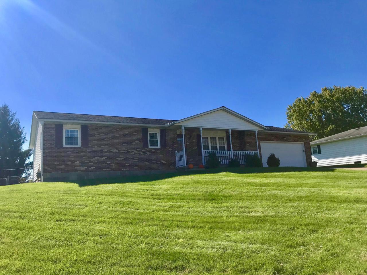 1430 Ludwig Court - Photo 1