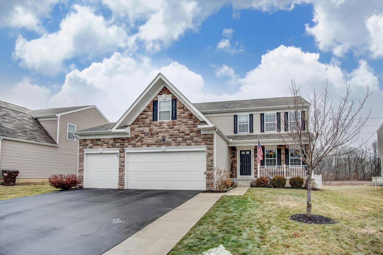 484 Wingate Place - Photo 1