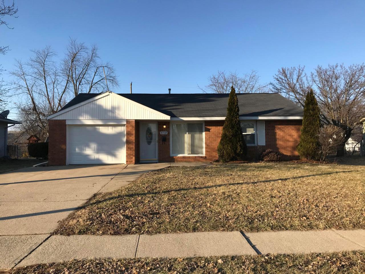 4718 Arnold Avenue - Photo 1