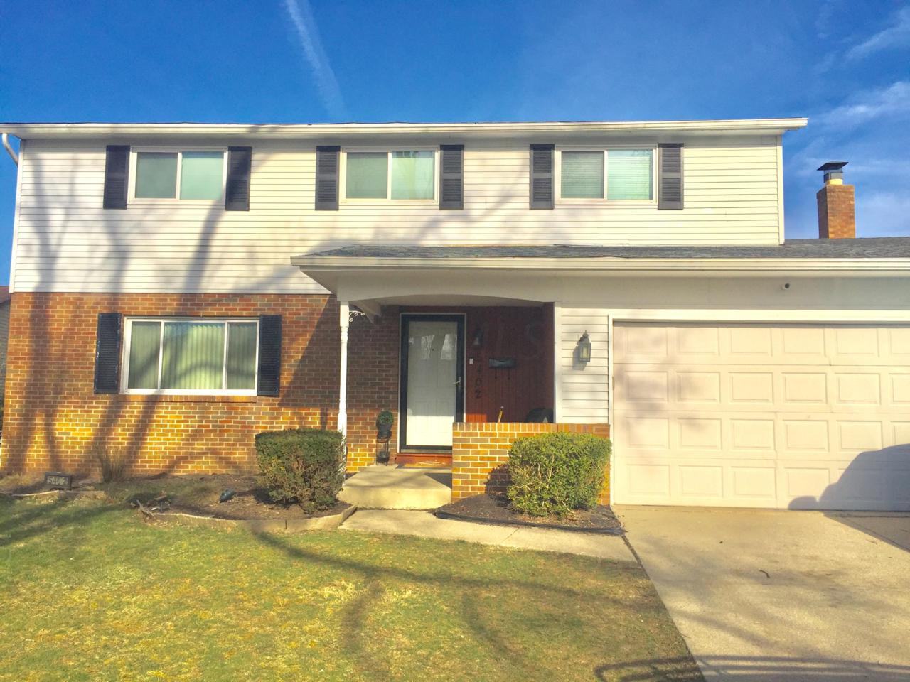 5402 Ivywood Lane - Photo 1