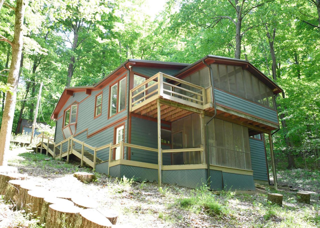 1592 Cardinal Hill Lane - Photo 1