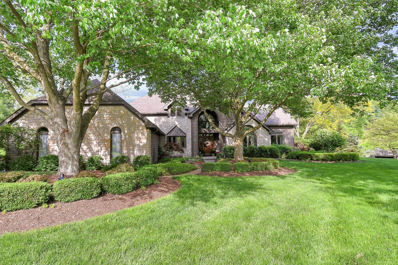 246 Bryn Du Drive - Photo 1