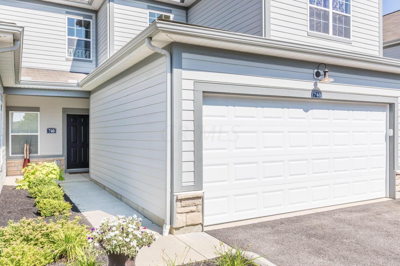 740 Redwood Lane - Photo 1