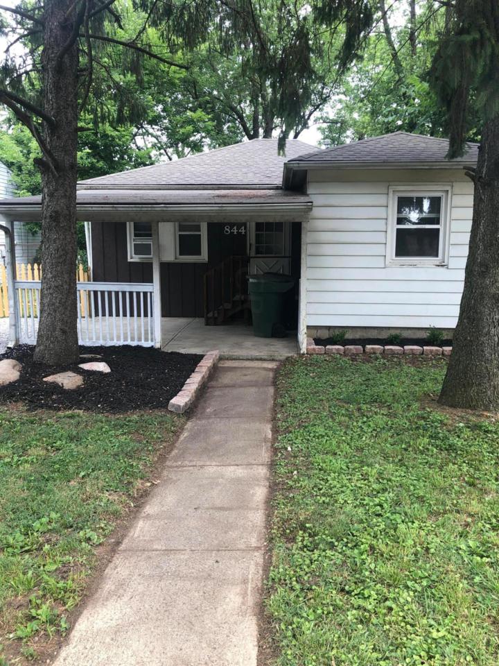 844 Como Avenue - Photo 1
