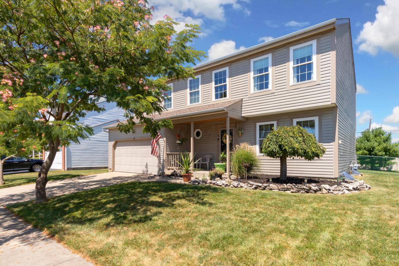 16 Woodfield - Photo 1