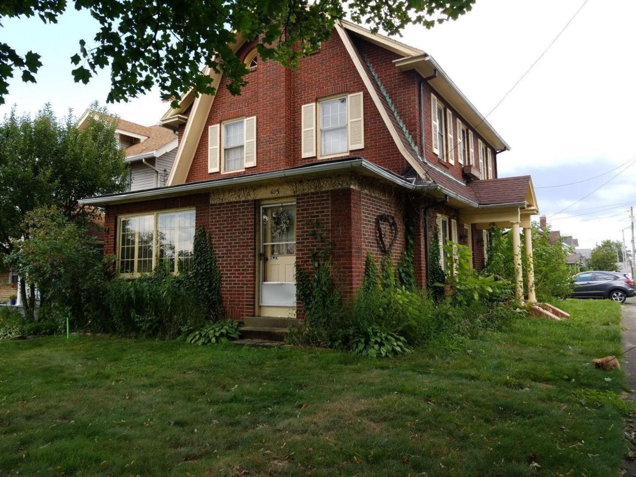 405 Marion Avenue - Photo 1