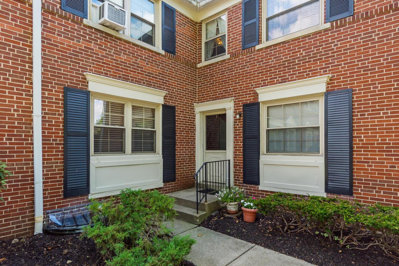 1775 Northwest Court - Photo 1