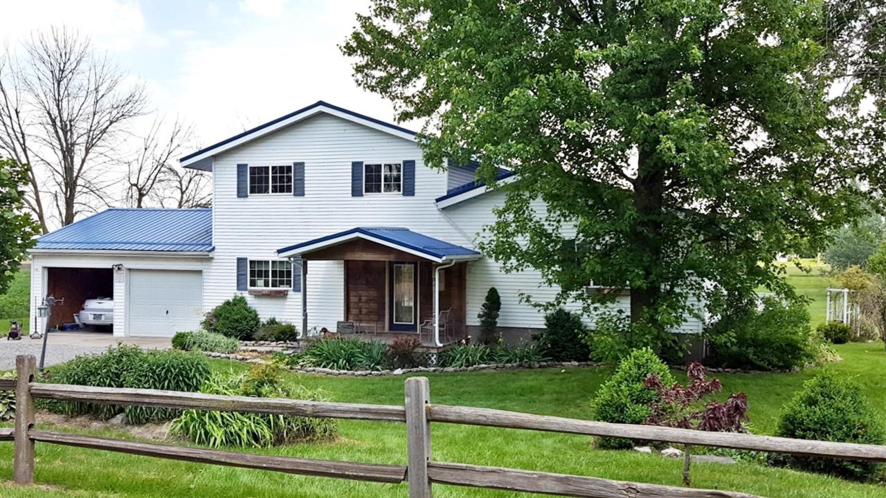 4557 Township Road 100 - Photo 1