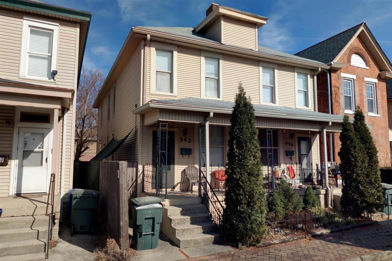 542 Elsmere Street - Photo 1