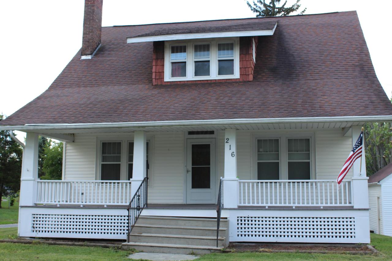 216 Marion Street - Photo 1