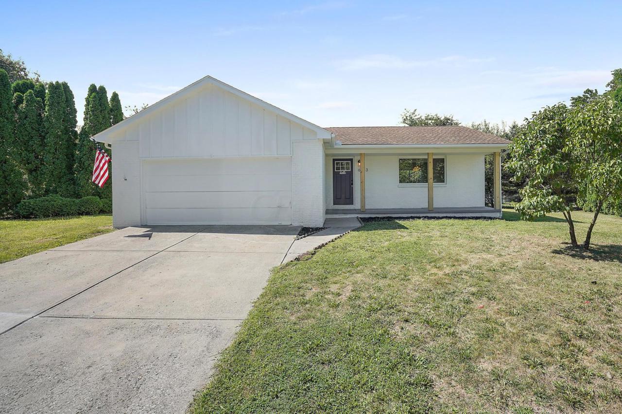 673 Beaverbrook Court - Photo 1