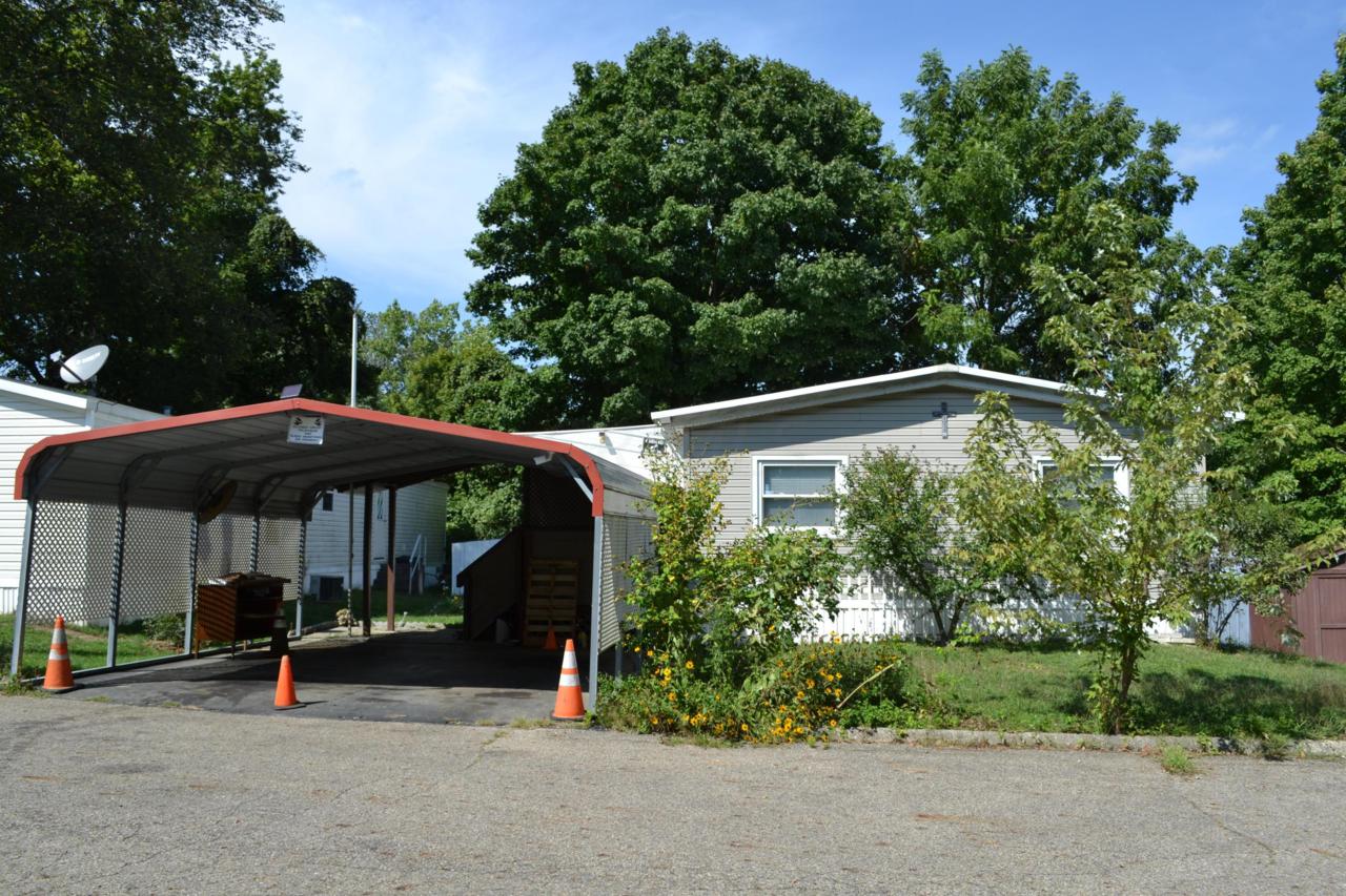 262 Robin Lane - Photo 1