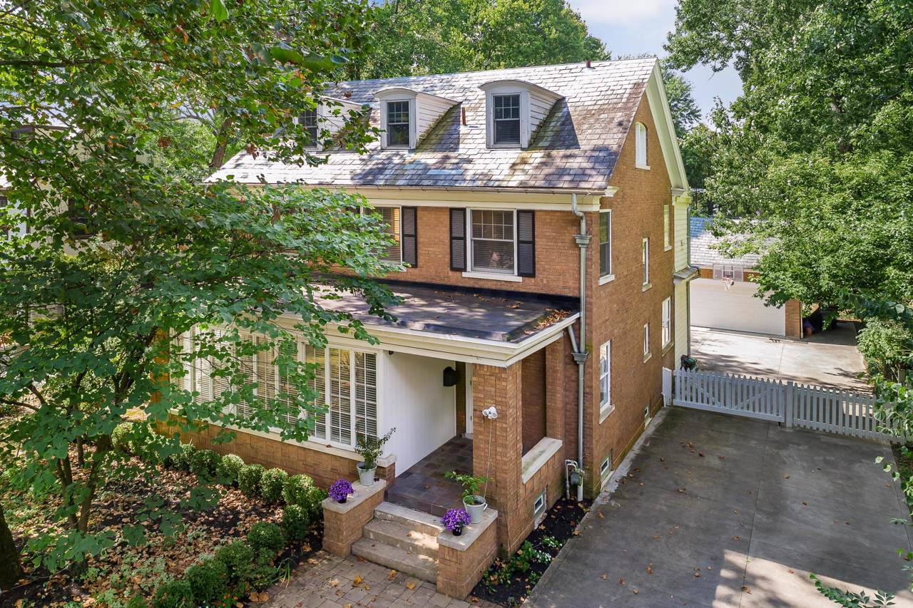 319 Columbia Avenue - Photo 1