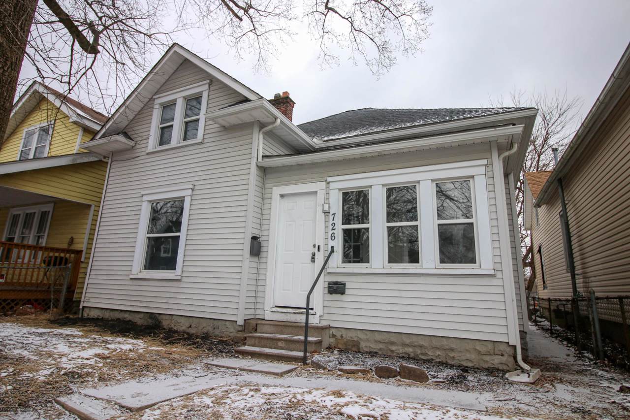 726 Reinhard Avenue - Photo 1