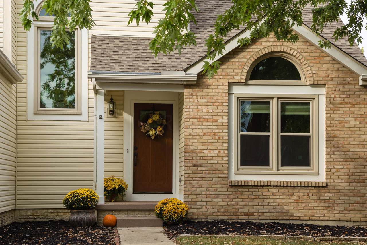 5642 Rosecliff Drive - Photo 1