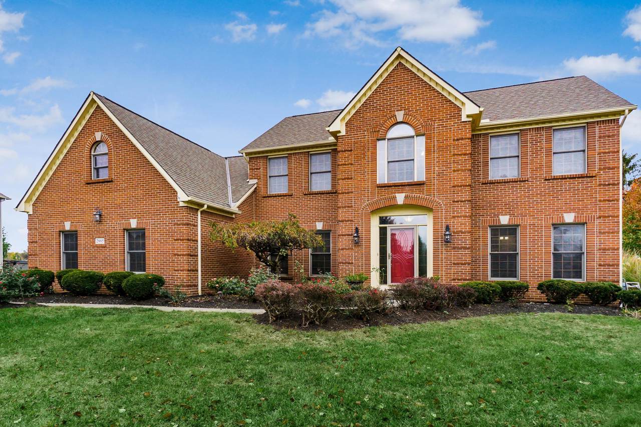 2905 Sandhurst Drive - Photo 1