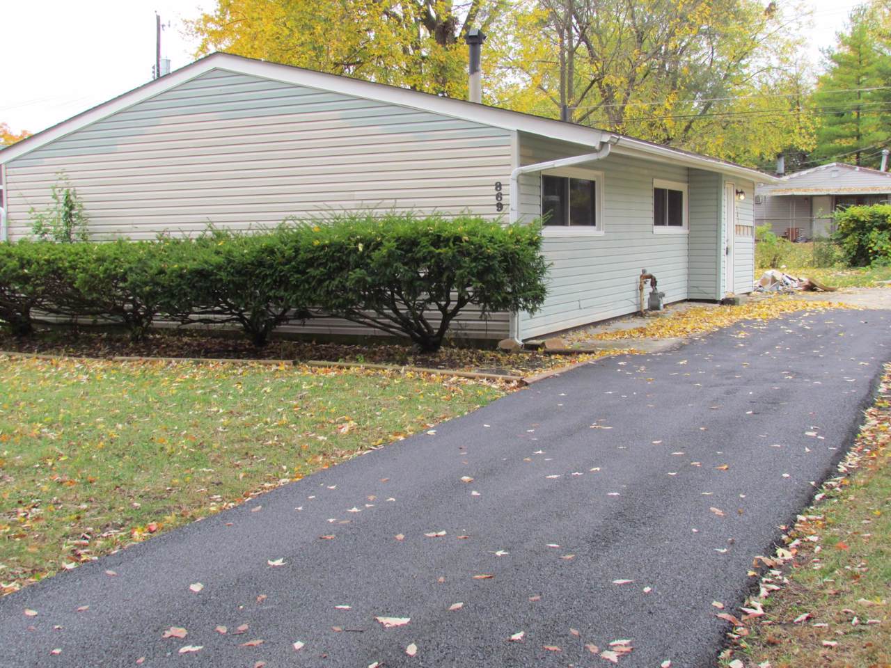 869 Vanderberg Place - Photo 1