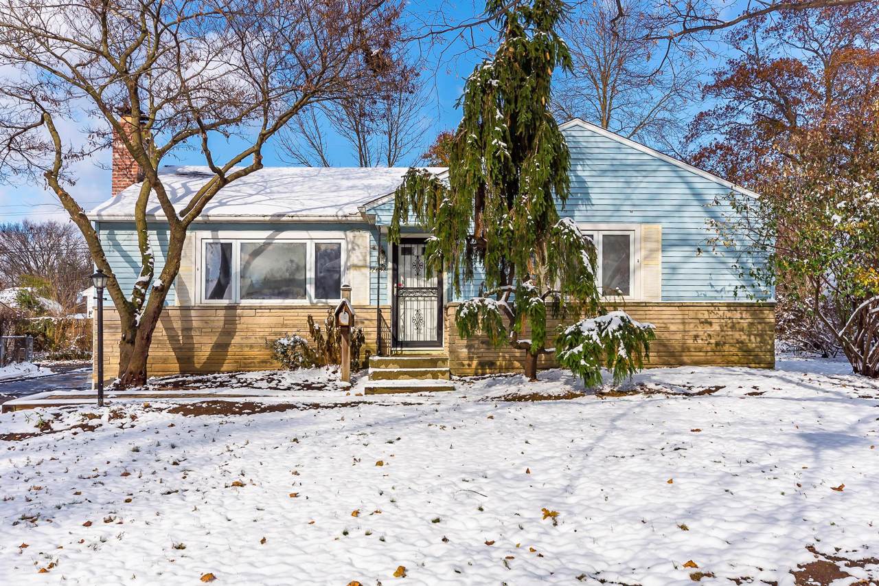 2698 Woodstock Road - Photo 1
