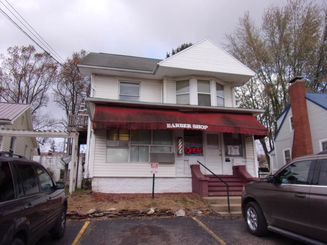 1119 Pershing Road - Photo 1