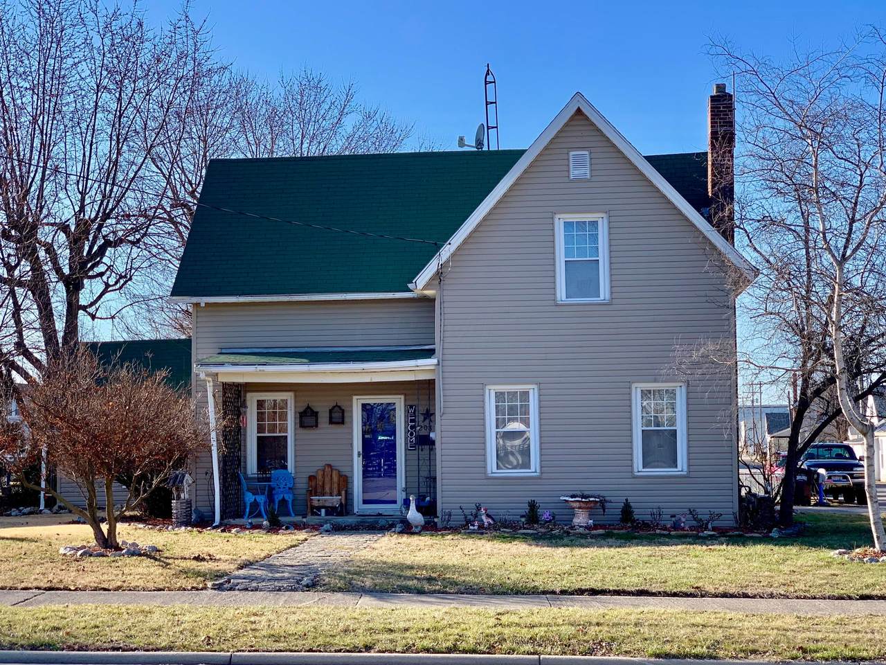 208 Columbus Street - Photo 1