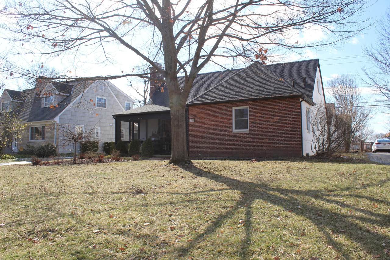 2777 Welsford Road - Photo 1