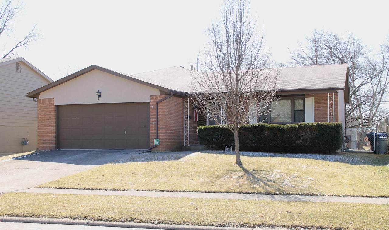 4871 Northtowne Boulevard - Photo 1