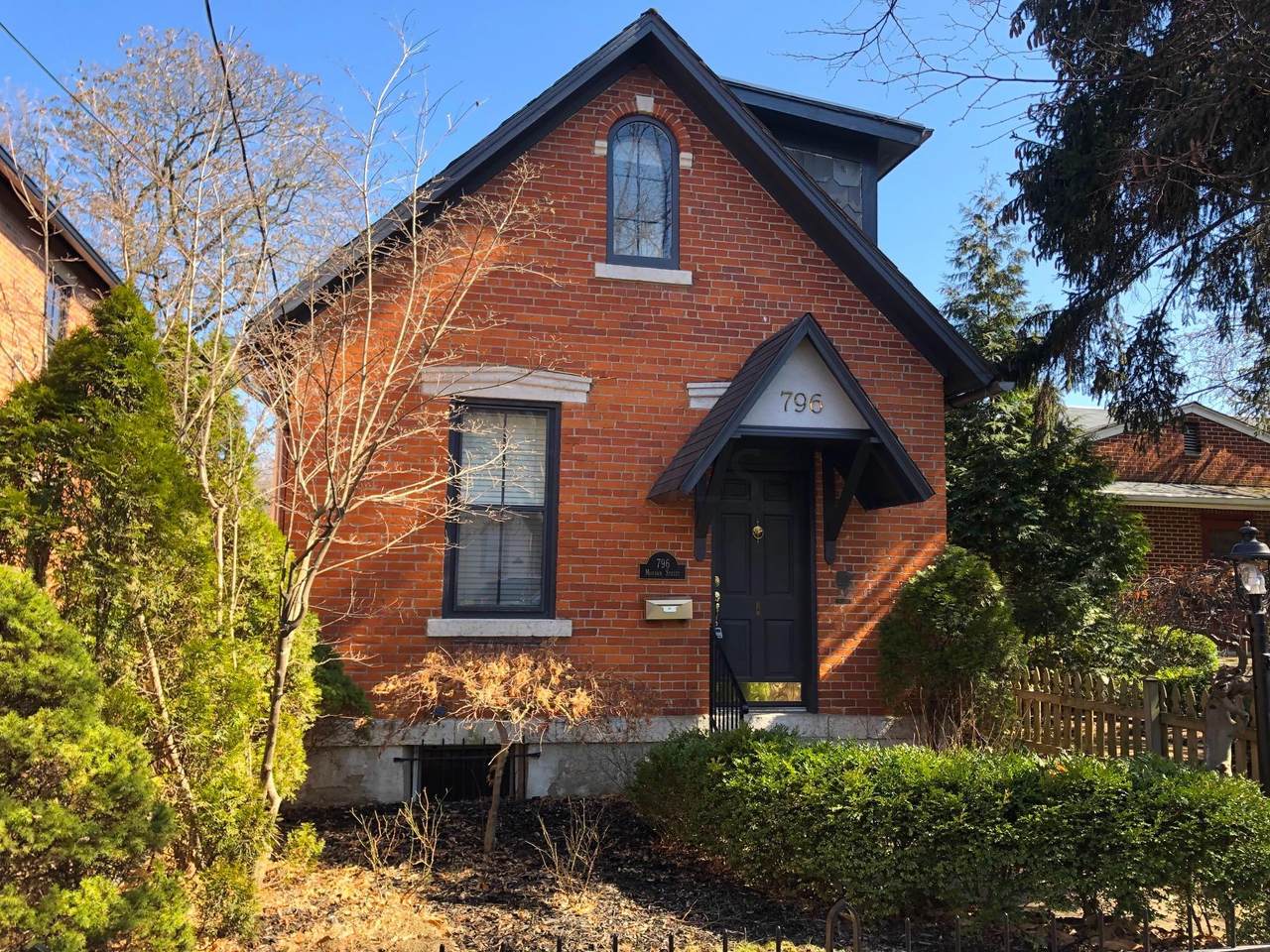 796 Mohawk Street - Photo 1