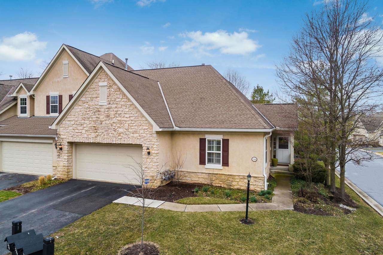7326 Deer Valley Crossing - Photo 1
